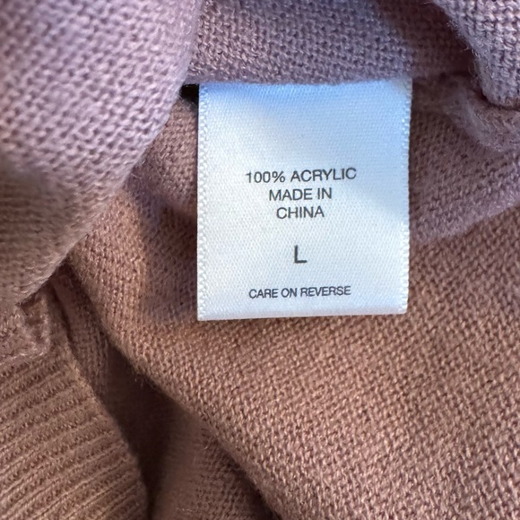 New York & Company Mauve Plum Cardigan Sweater with Floral Embellishment Size M - Picture 6 of 8